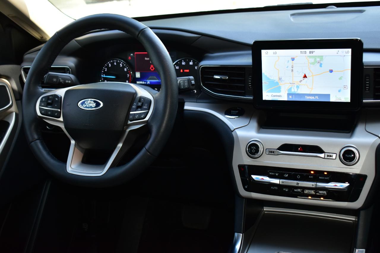 Ford Explorer XLT RWD 2023
