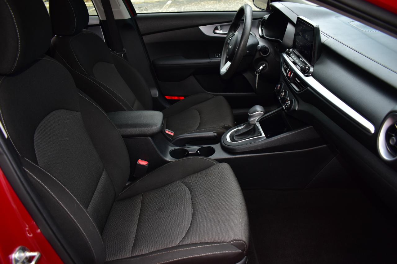 Kia Forte LXS IVT 2024