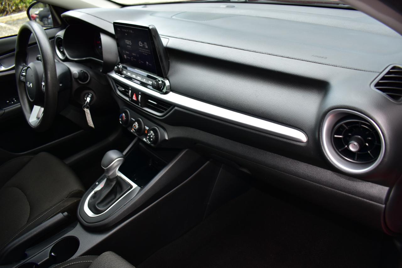 Kia Forte LXS IVT 2024