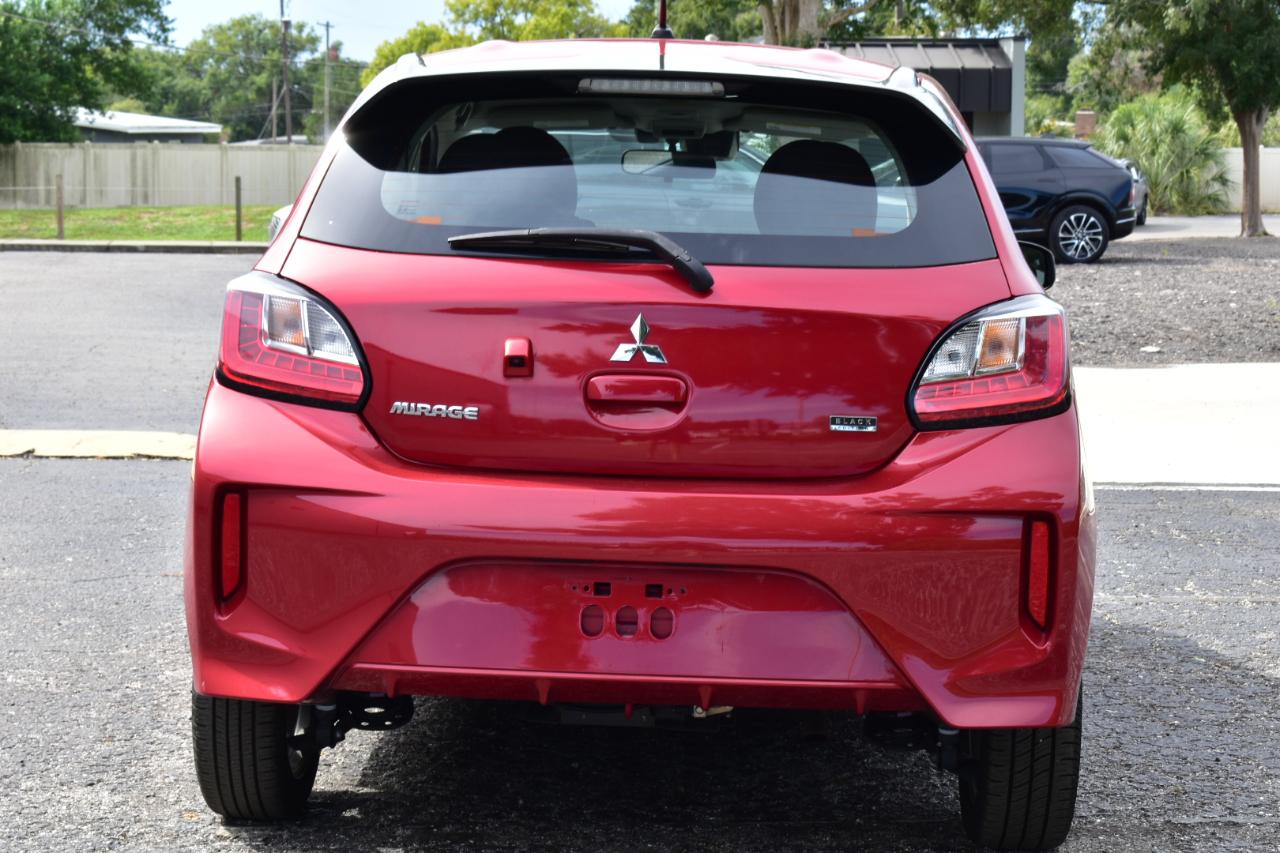 Mitsubishi Mirage Black Edition CVT 2022