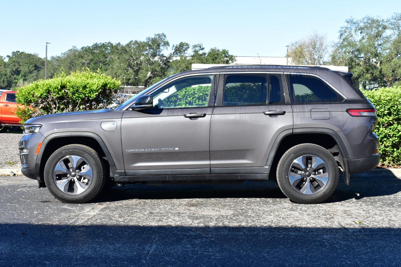 Jeep Grand Cherokee  2022