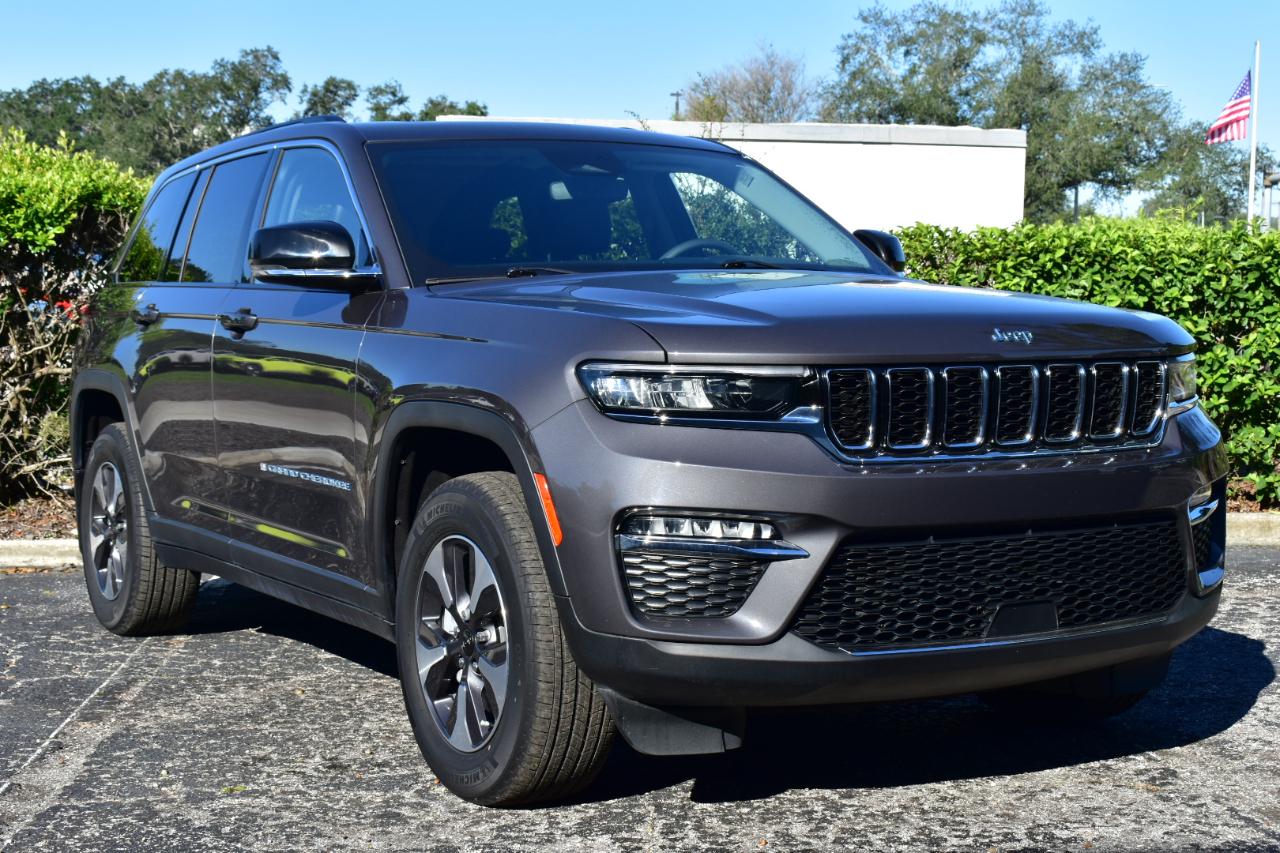 Jeep Grand Cherokee  2022
