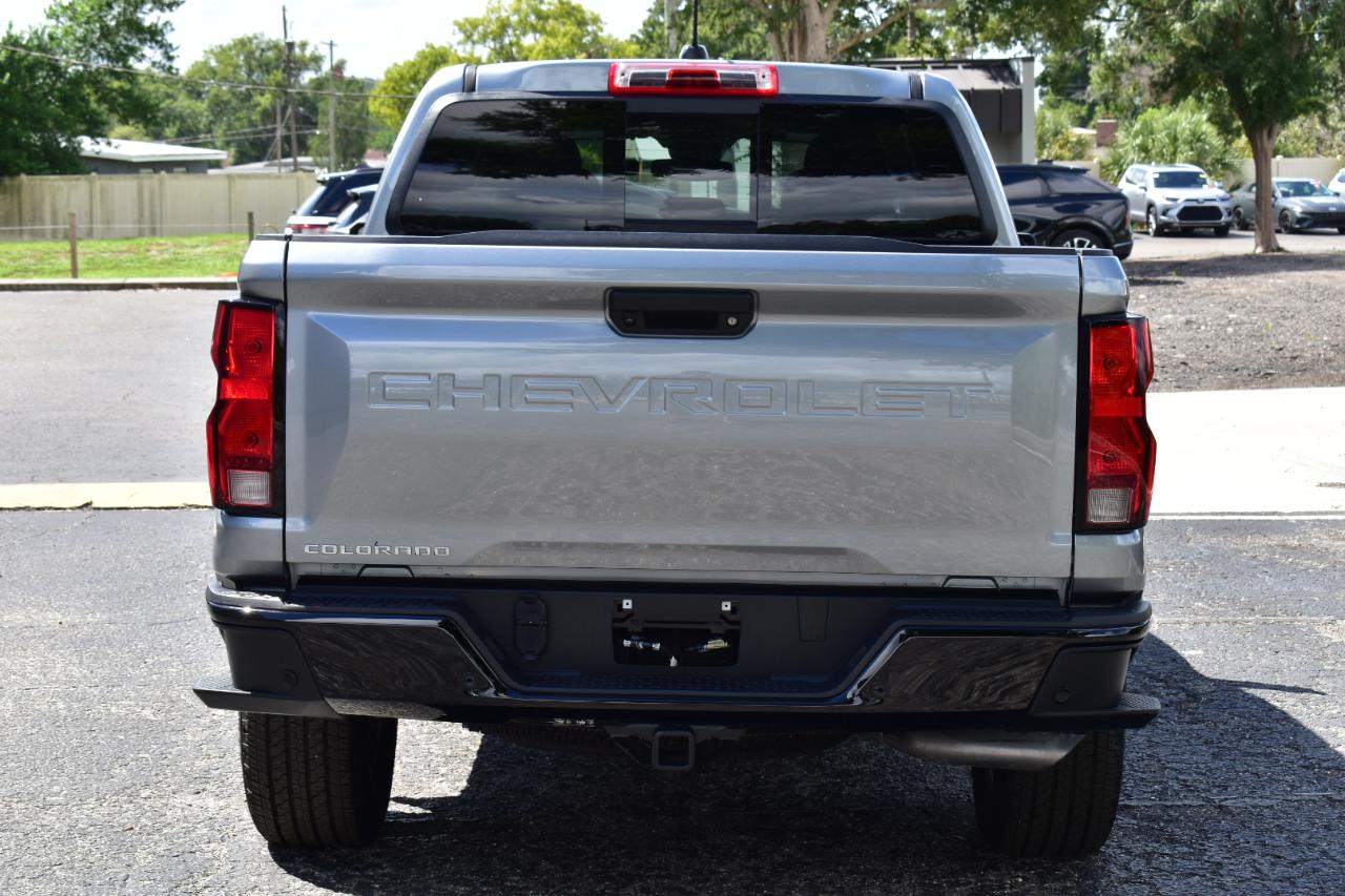 Chevrolet Colorado 4WD Crew Cab WT 2026