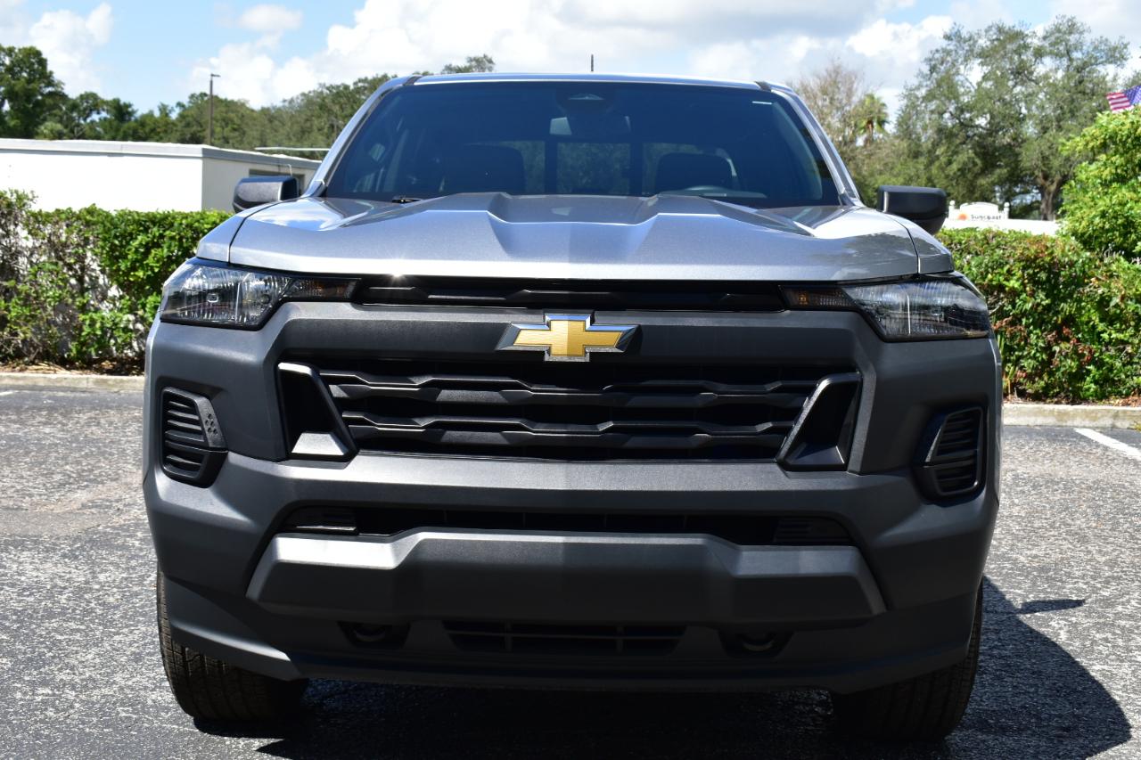 Chevrolet Colorado 4WD Crew Cab WT 2026