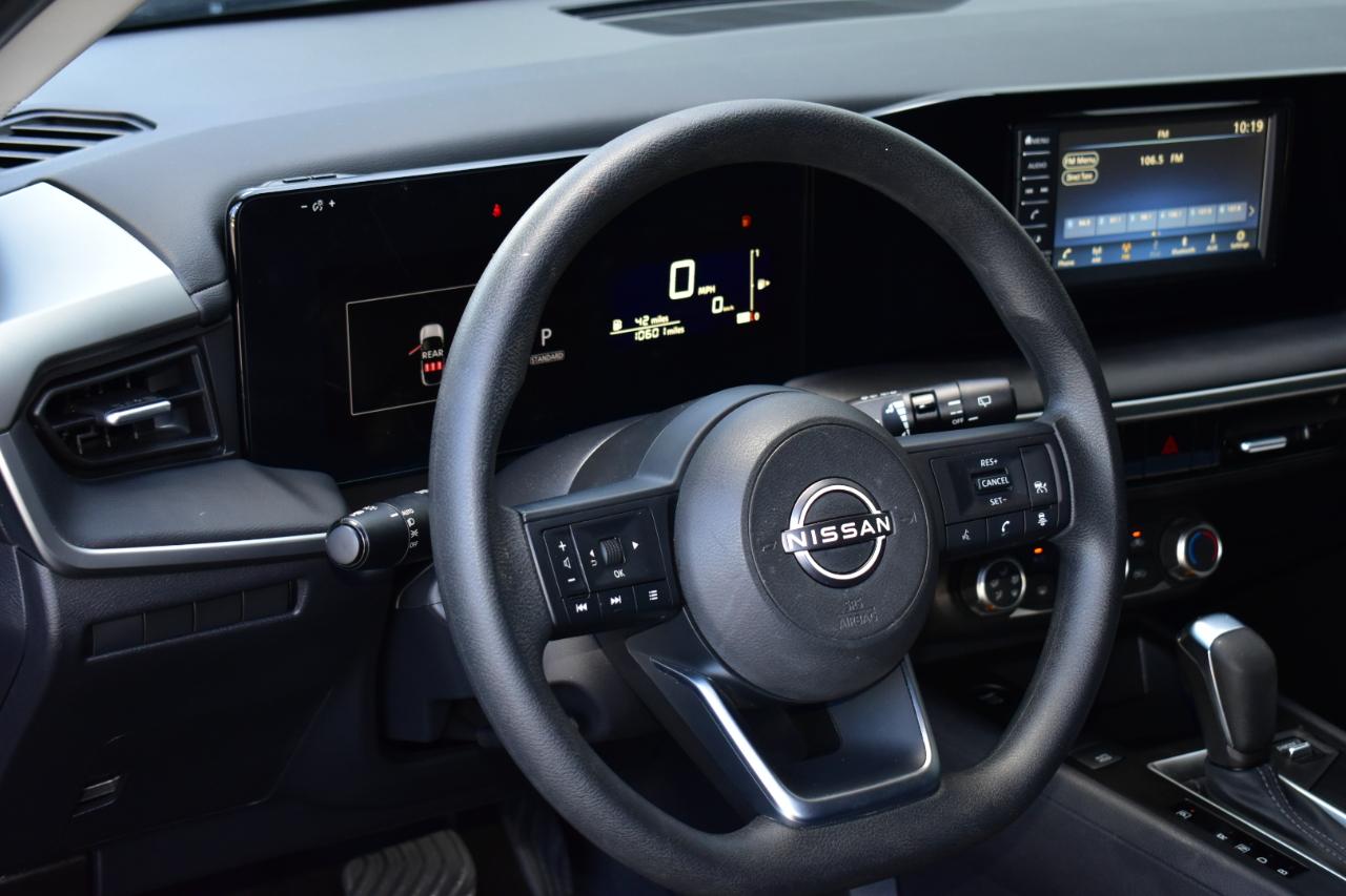 Nissan Kicks S AWD 2025