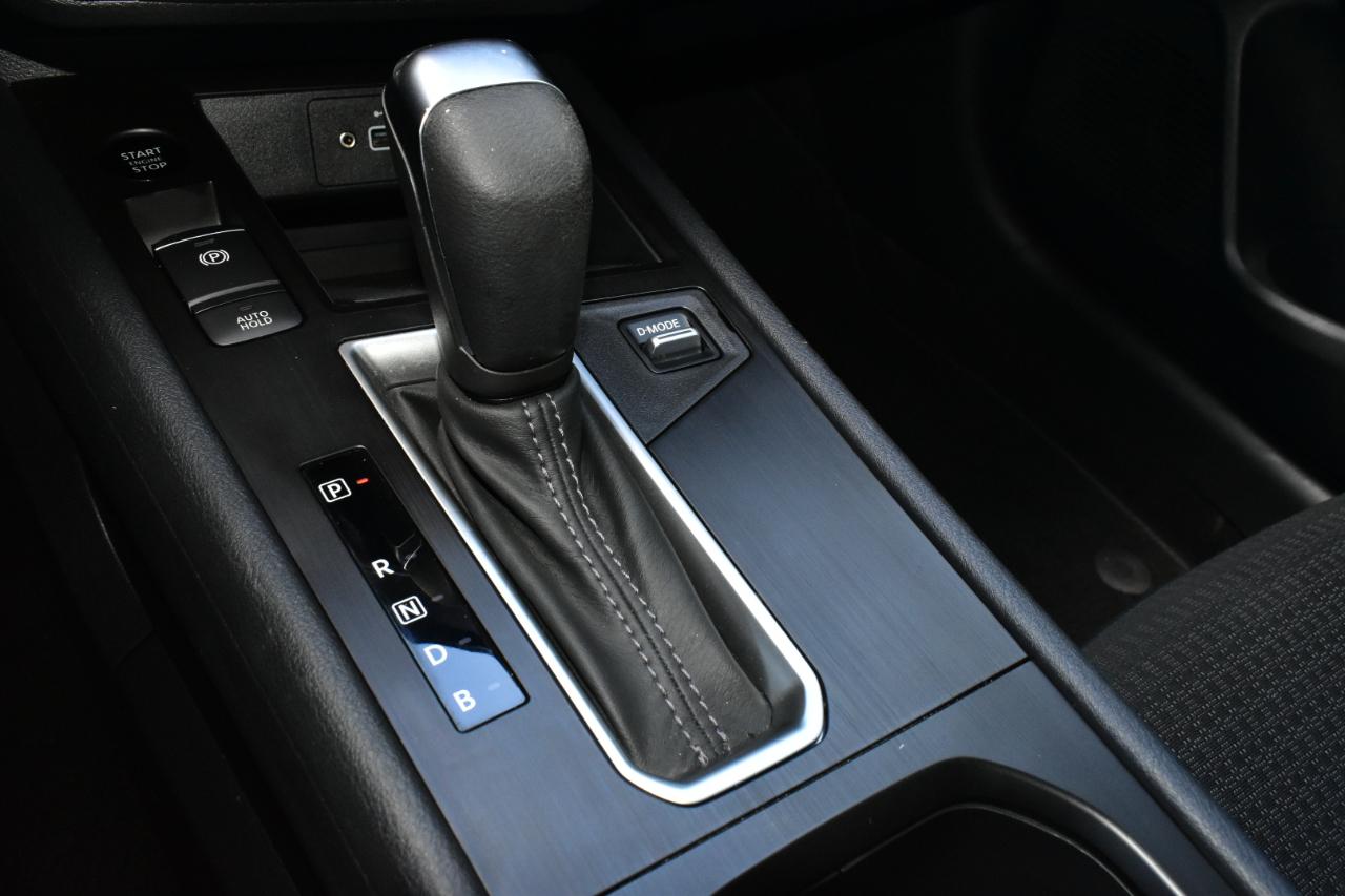 Nissan Kicks S AWD 2025