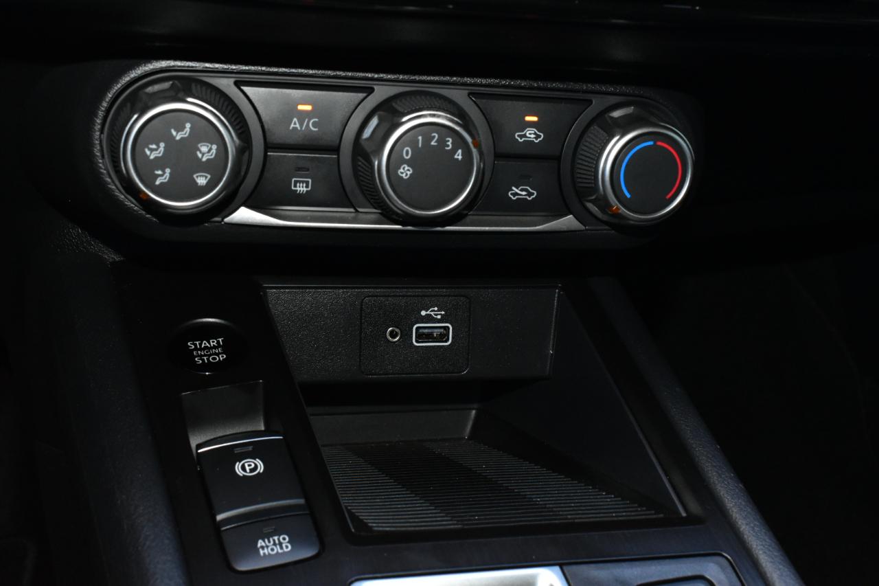 Nissan Kicks S AWD 2025
