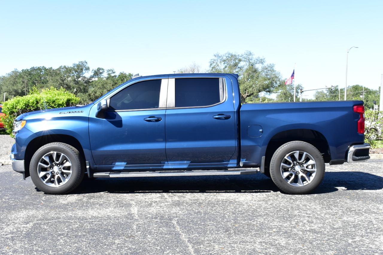 Chevrolet Silverado 1500 2WD Crew Cab 147" LT 2023