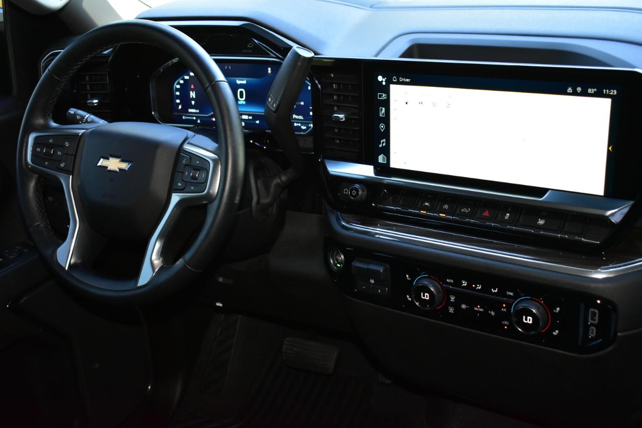 Chevrolet Silverado 1500 2WD Crew Cab 147" LT 2023