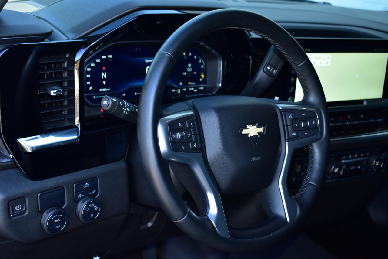 Chevrolet Silverado 1500 2WD Crew Cab 147" LT 2023