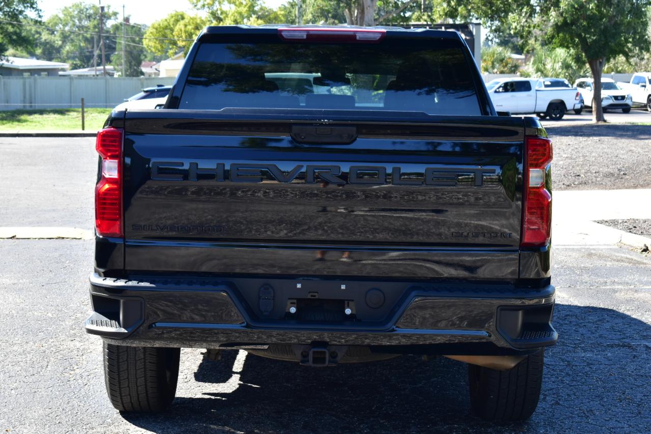 Chevrolet Silverado 1500 2WD Crew Cab 147" Custom 2025