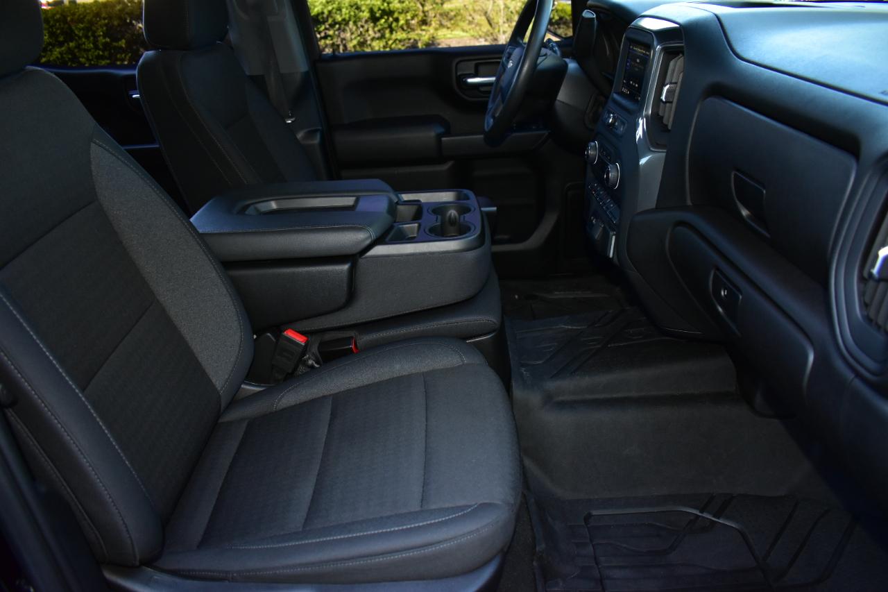 Chevrolet Silverado 1500 2WD Crew Cab 147" Custom 2025