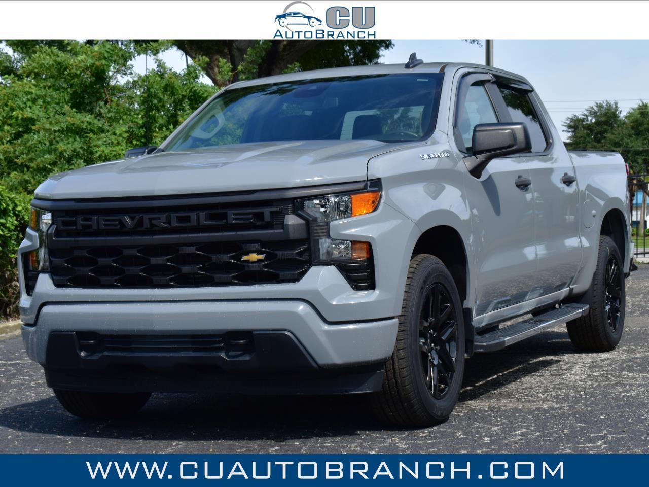 Chevrolet Silverado 1500 2WD Crew Cab 147" Custom 2024