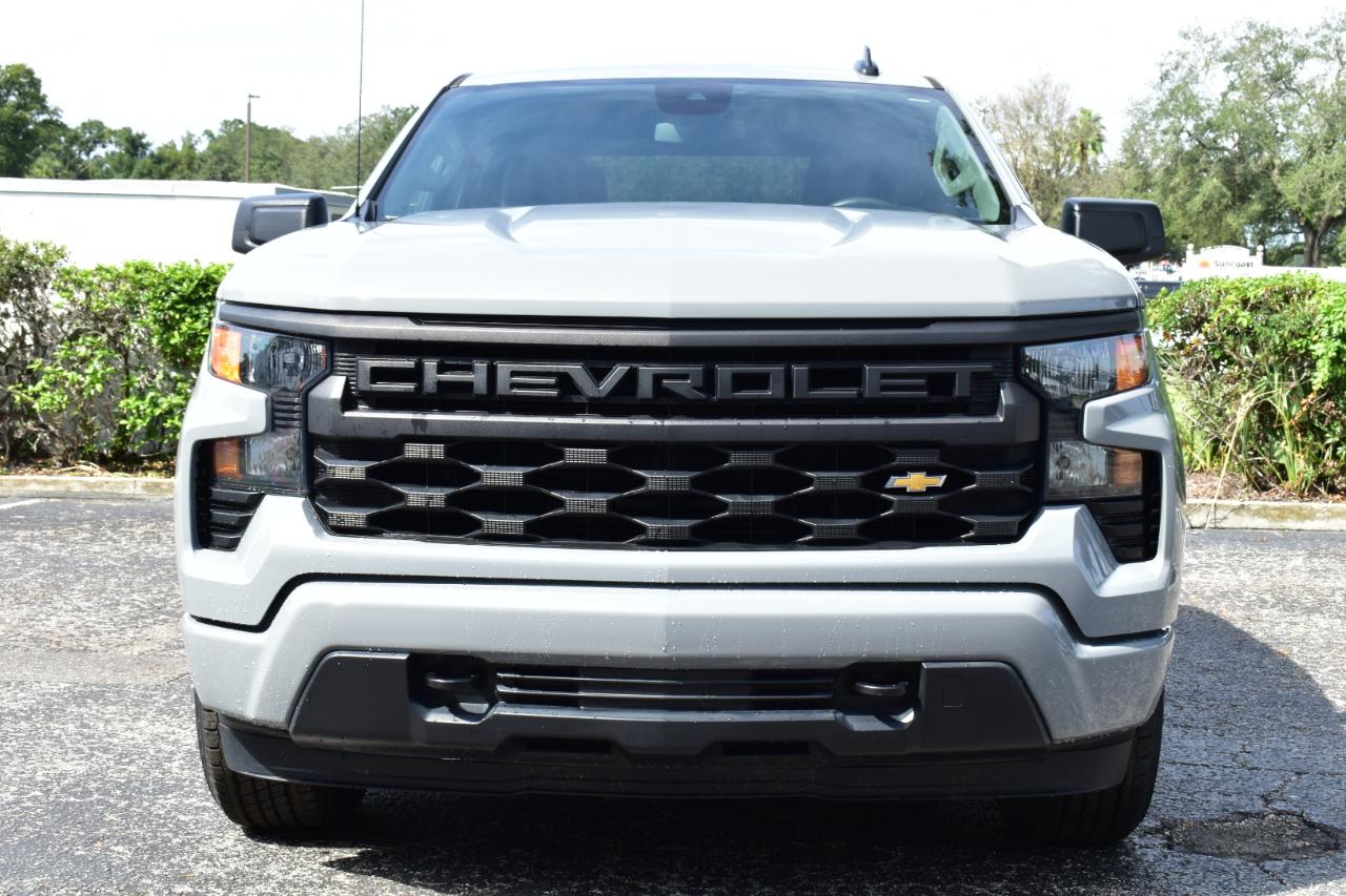 Chevrolet Silverado 1500 2WD Crew Cab 147" Custom 2024