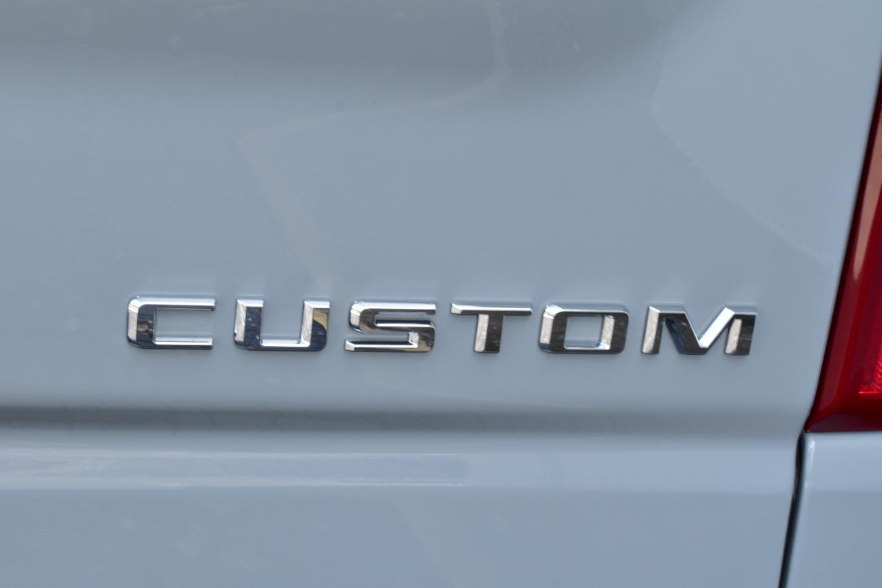 Chevrolet Silverado 1500 2WD Crew Cab 147" Custom 2024