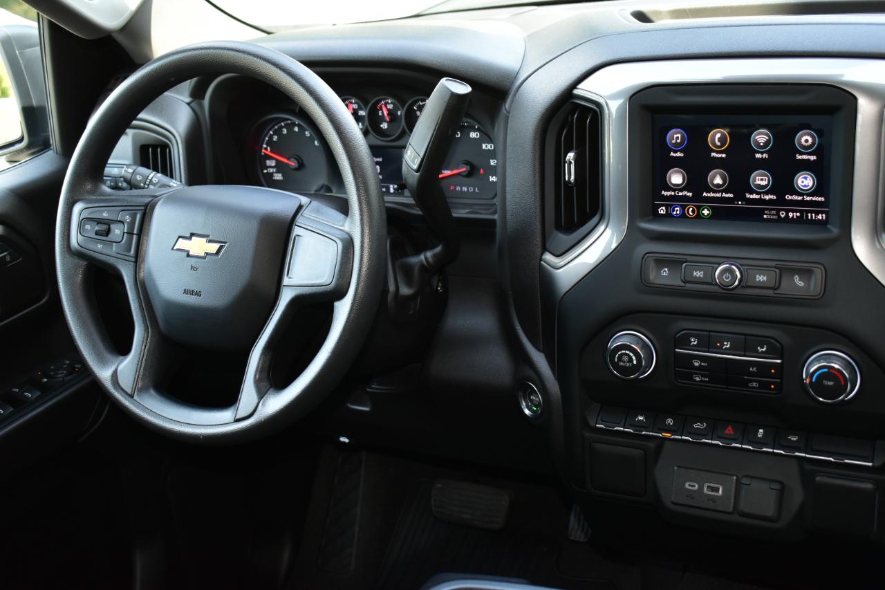 Chevrolet Silverado 1500 2WD Crew Cab 147" Custom 2024