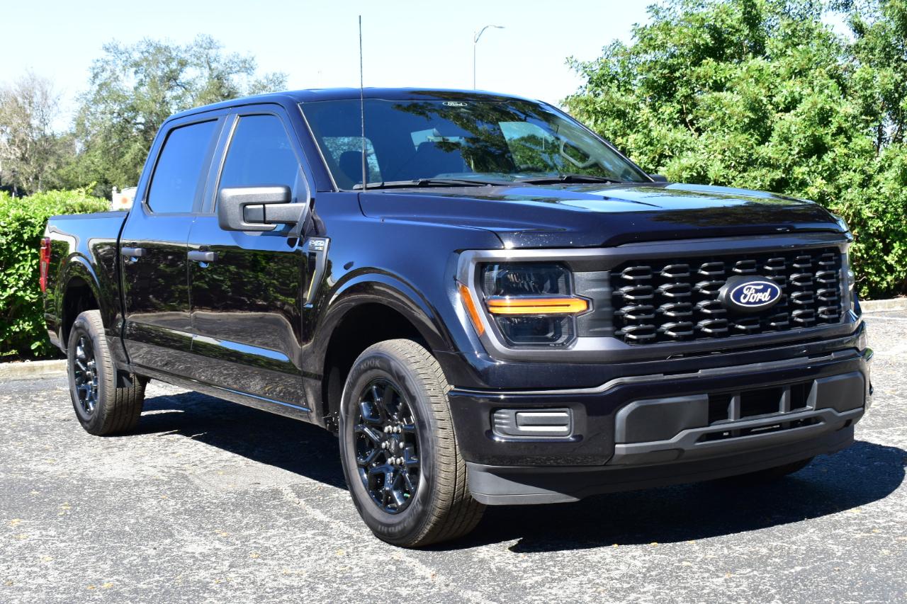 Ford F-150 STX 2WD SuperCrew 5.5' Box 2025
