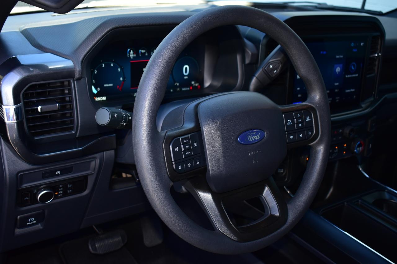 Ford F-150 STX 2WD SuperCrew 5.5' Box 2025