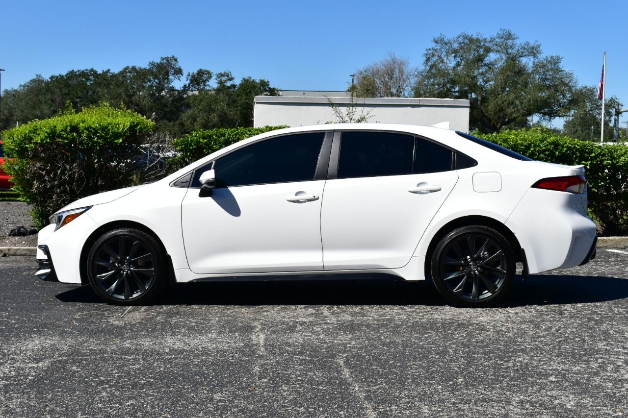 Toyota Corolla SE CVT (Natl) 2026