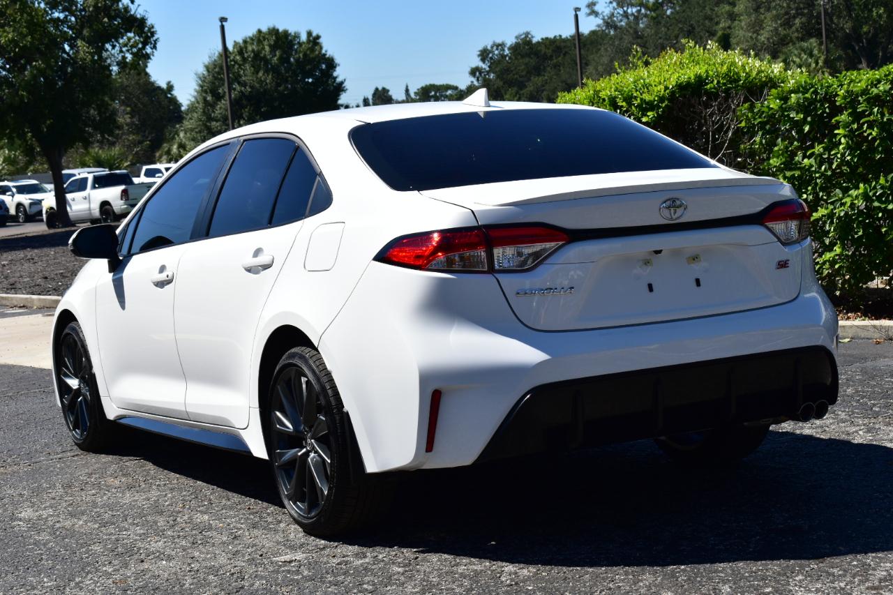 Toyota Corolla SE CVT (Natl) 2026