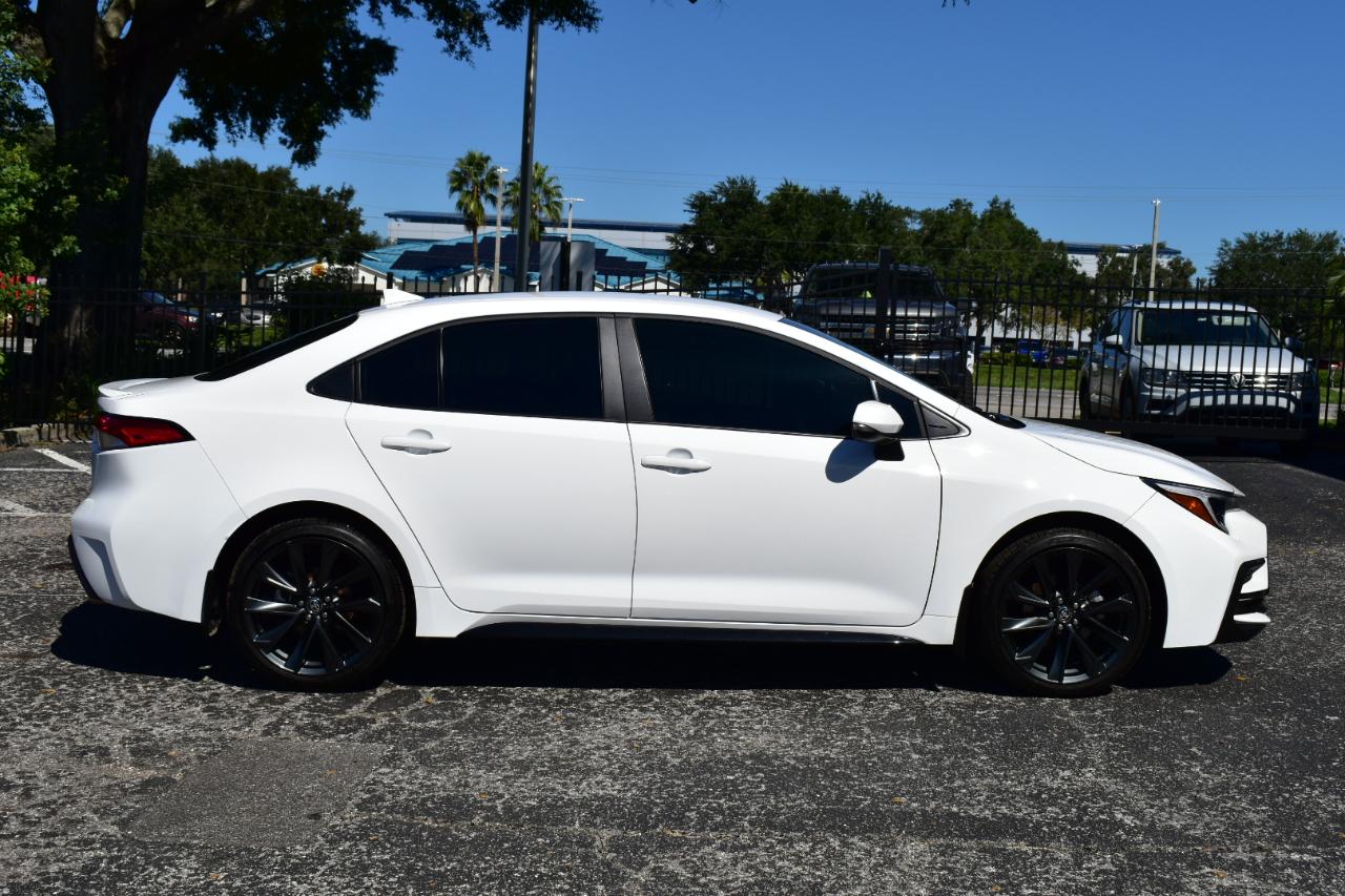 Toyota Corolla SE CVT (Natl) 2026