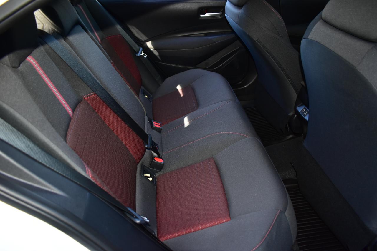 Toyota Corolla SE CVT (Natl) 2026