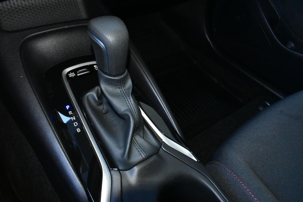 Toyota Corolla SE CVT (Natl) 2026