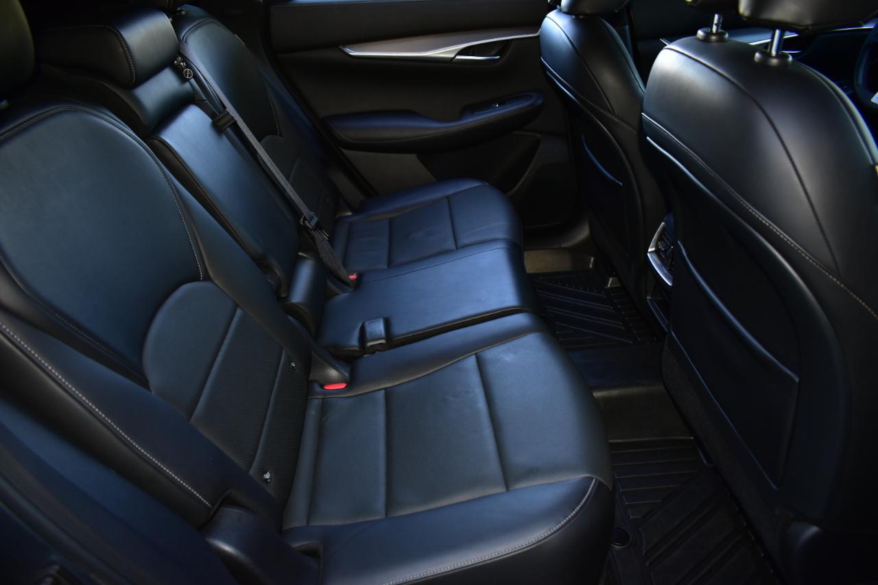 Infiniti QX50 LUXE AWD 2022