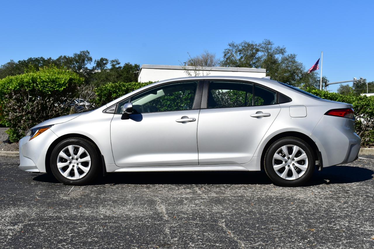 Toyota Corolla LE CVT (Natl) 2025