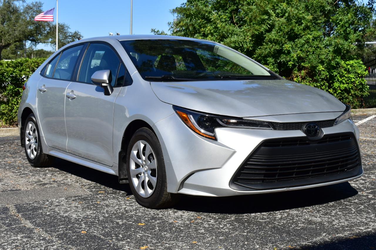 Toyota Corolla LE CVT (Natl) 2025