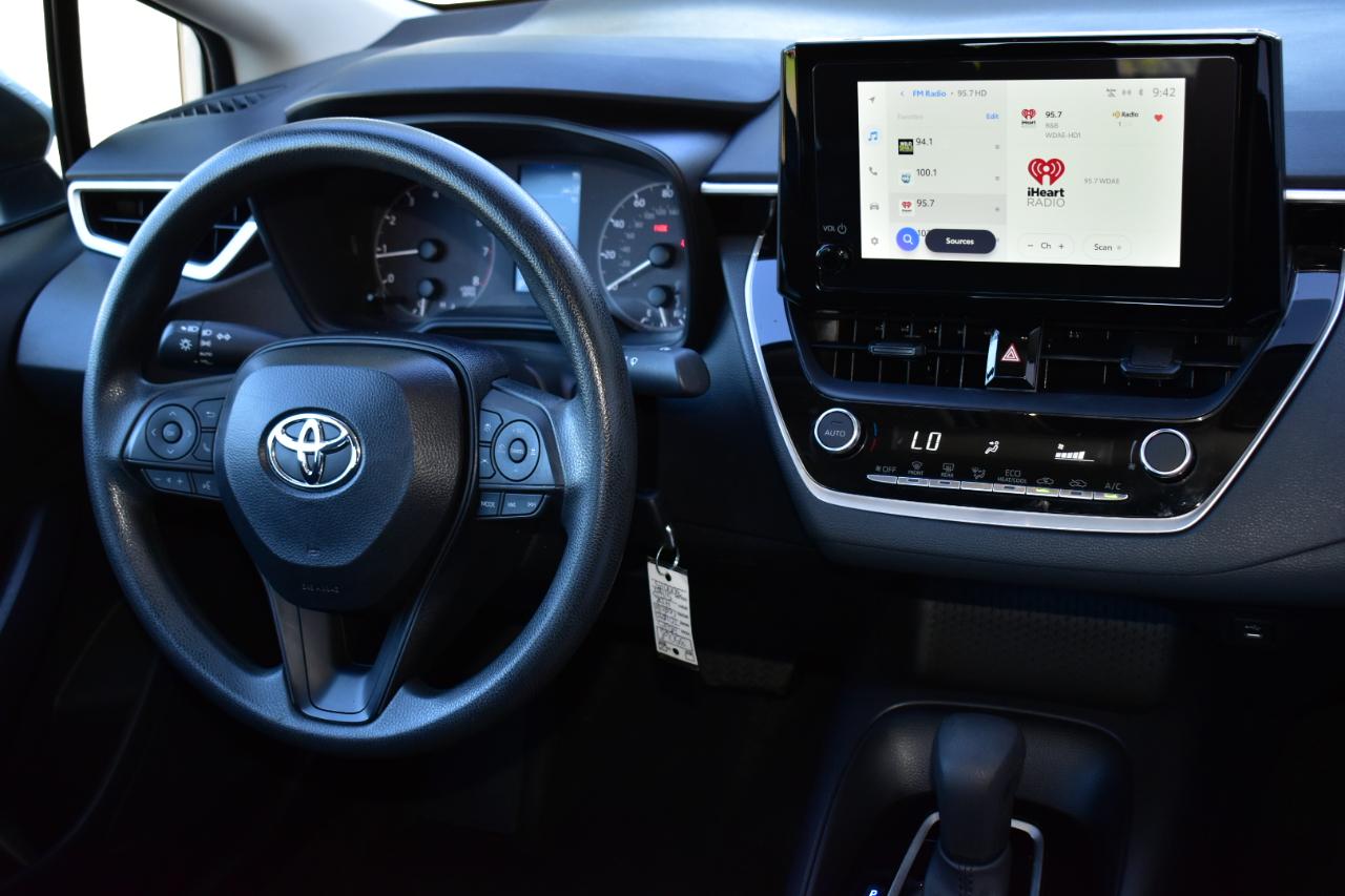 Toyota Corolla LE CVT (Natl) 2025
