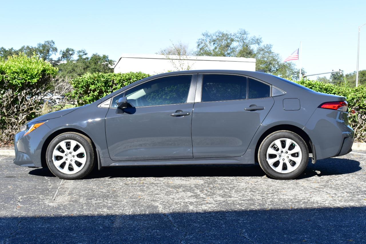 Toyota Corolla LE CVT (Natl) 2026