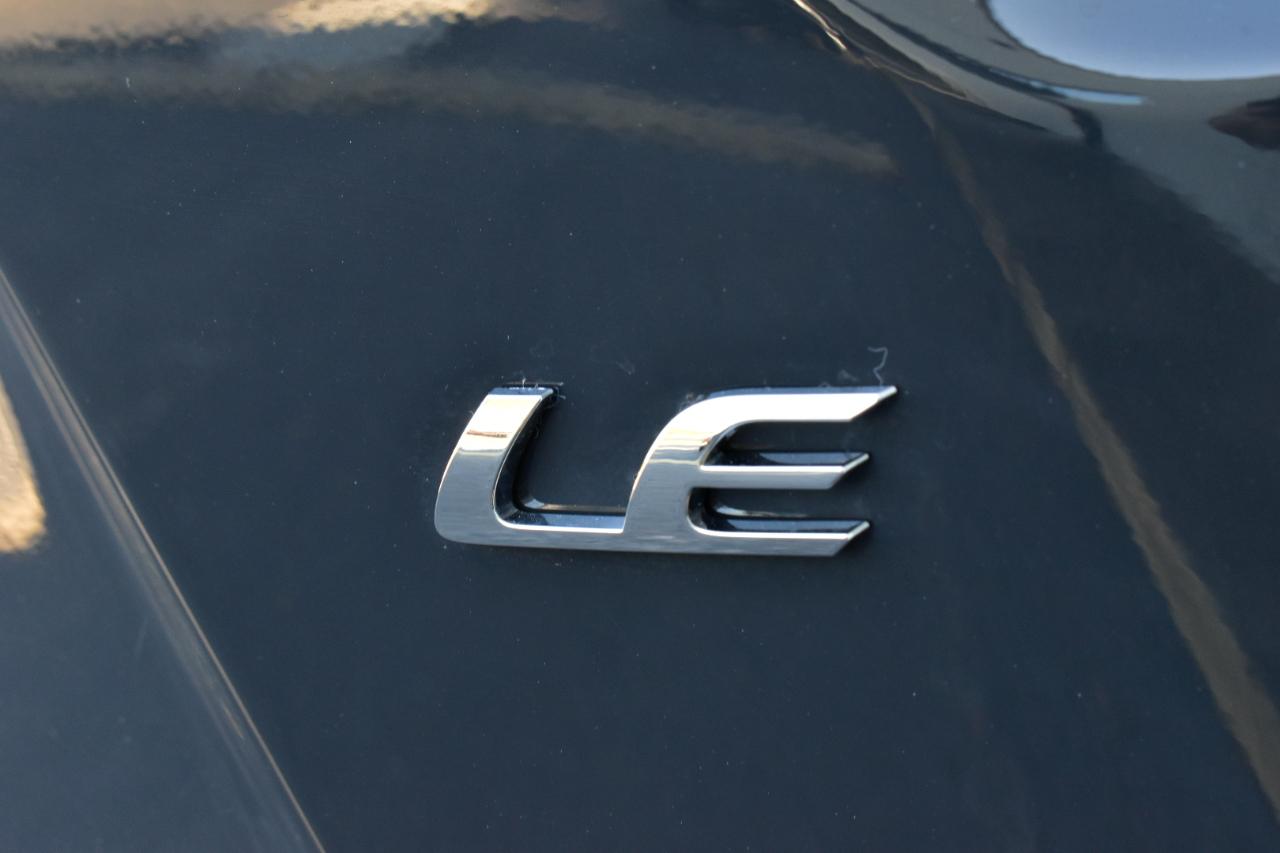 Toyota Corolla LE CVT (Natl) 2026