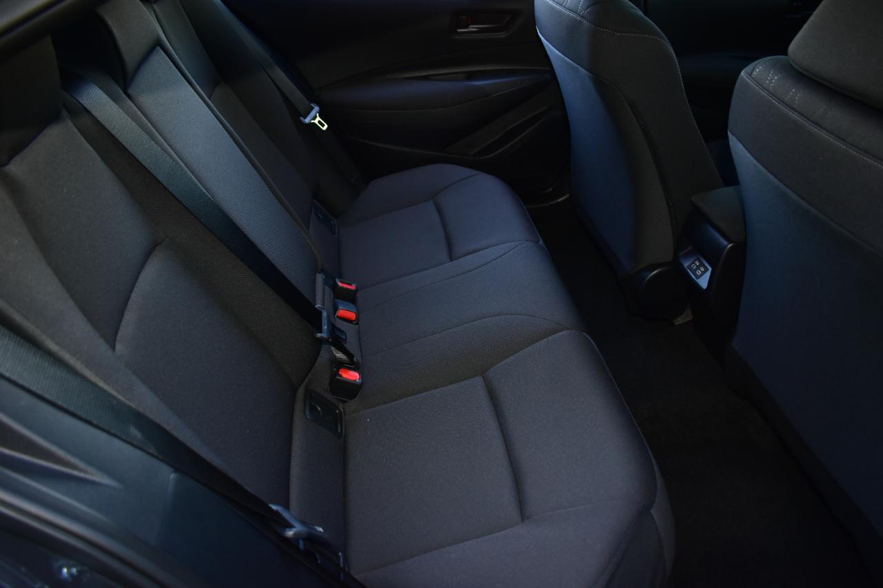 Toyota Corolla LE CVT (Natl) 2026