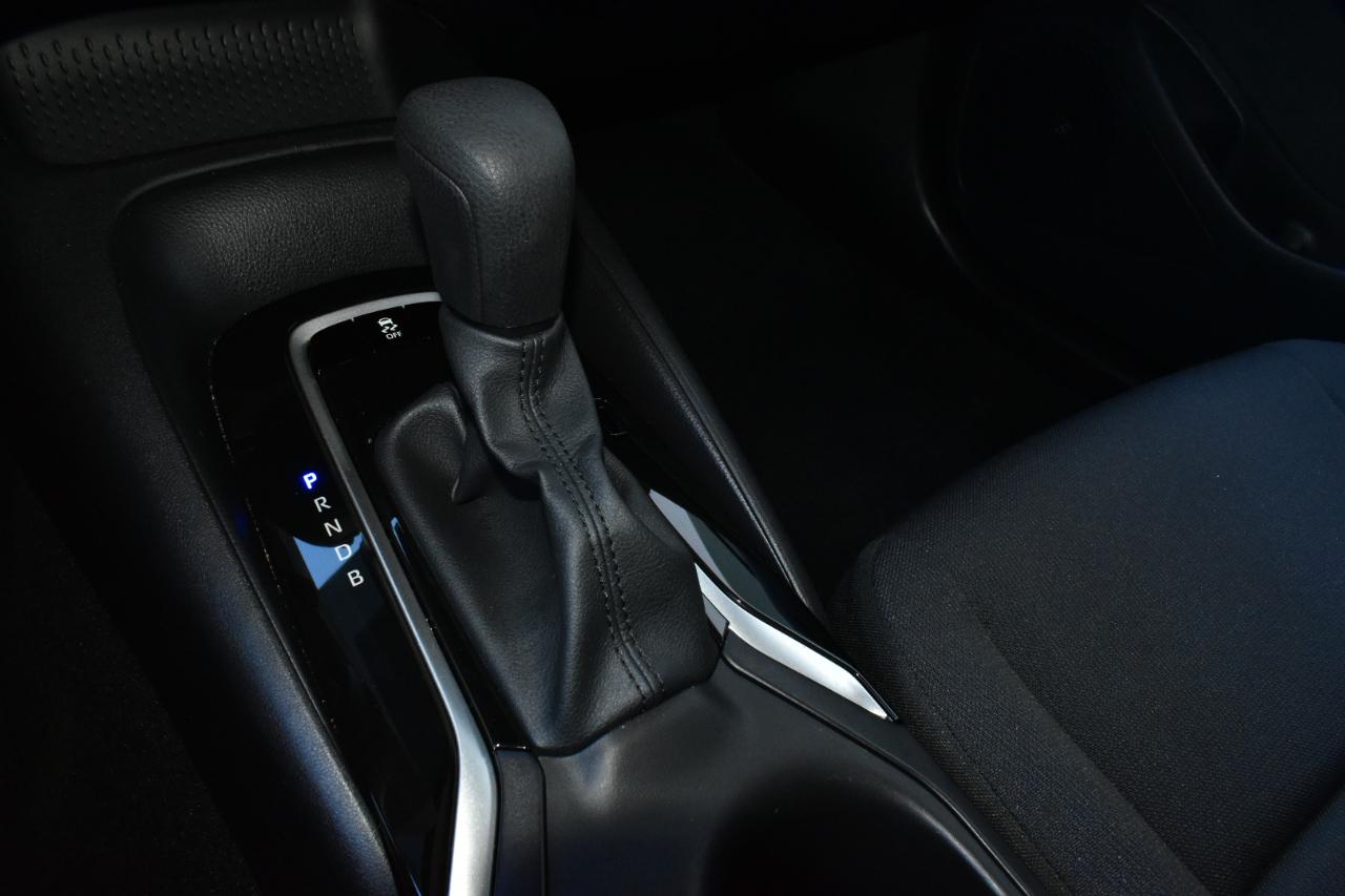 Toyota Corolla LE CVT (Natl) 2026