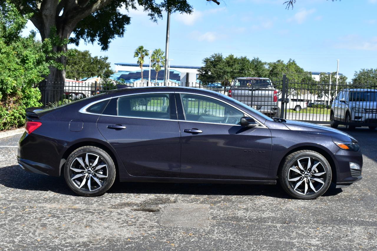 Chevrolet Malibu 4dr Sdn RS 2023