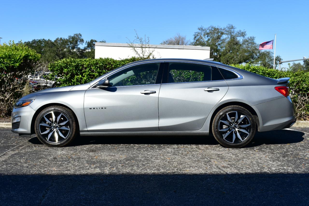 Chevrolet Malibu 4dr Sdn RS 2024