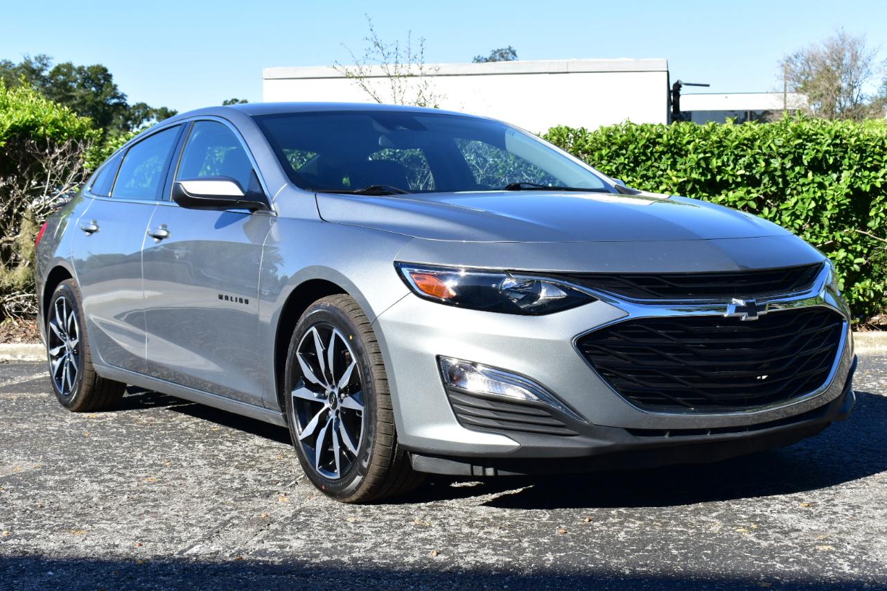 Chevrolet Malibu 4dr Sdn RS 2024