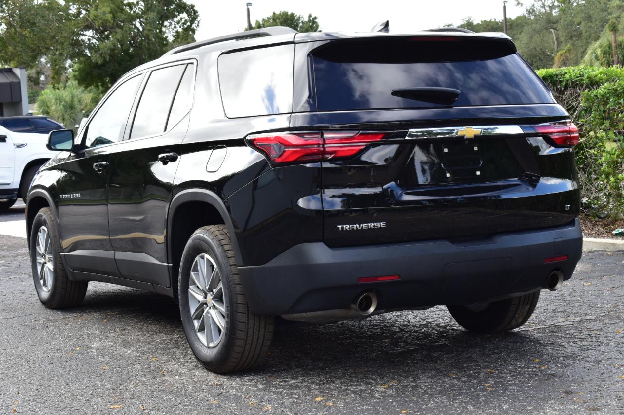 Chevrolet Traverse FWD 4dr LT Cloth w/1LT 2023