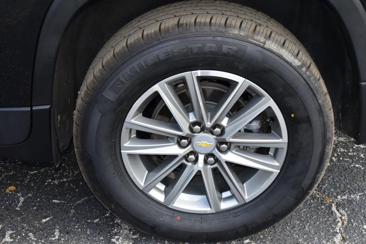 Chevrolet Traverse FWD 4dr LT Cloth w/1LT 2023