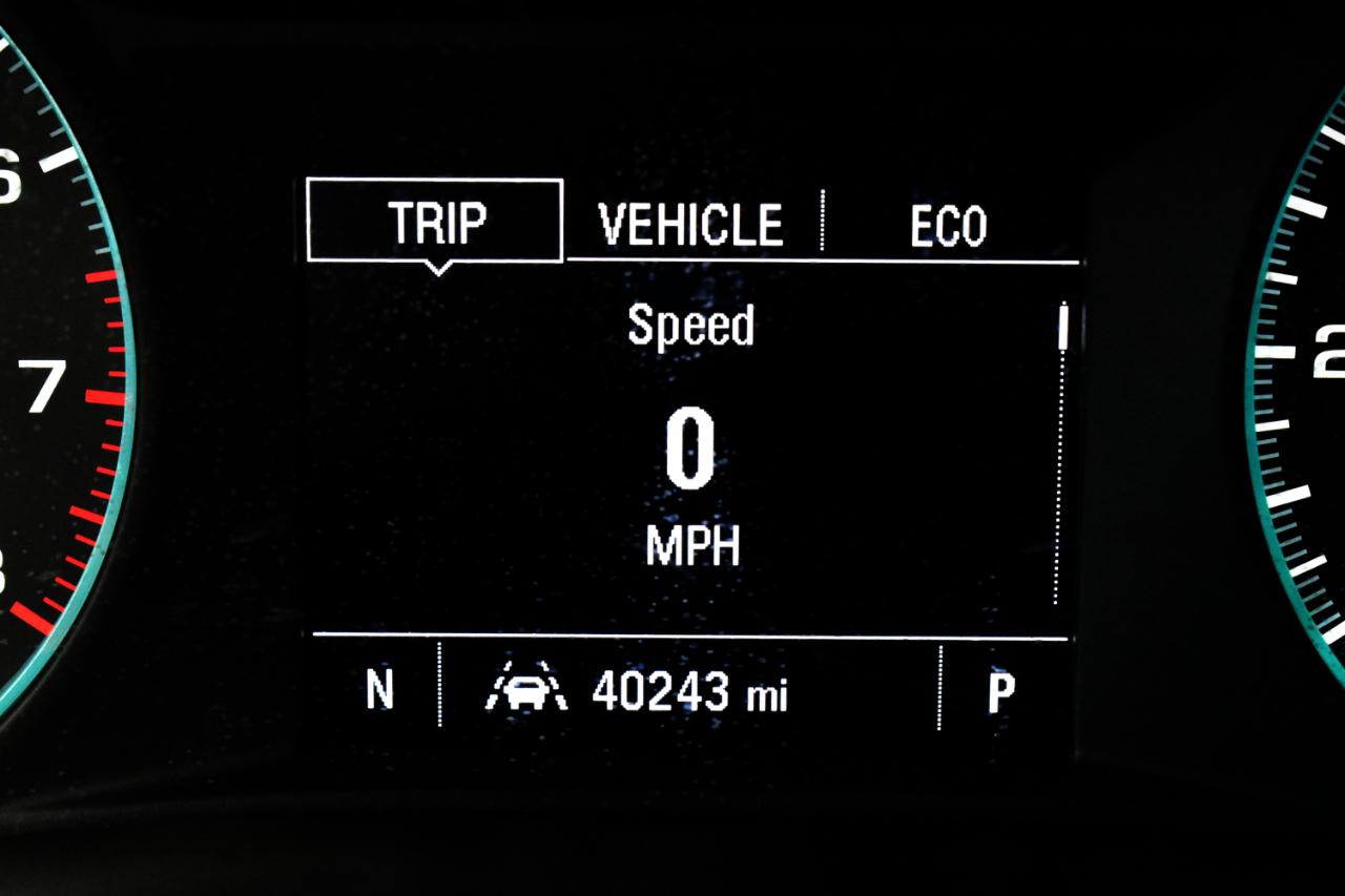 Chevrolet Traverse FWD 4dr LT Cloth w/1LT 2023
