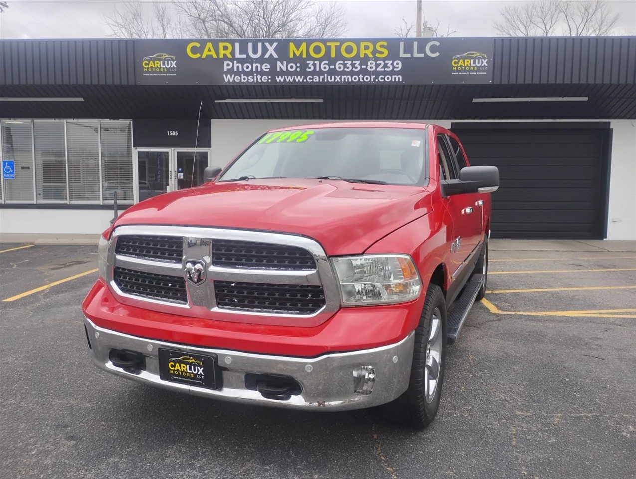 2015 RAM 1500 SLT Crew Cab 4WD