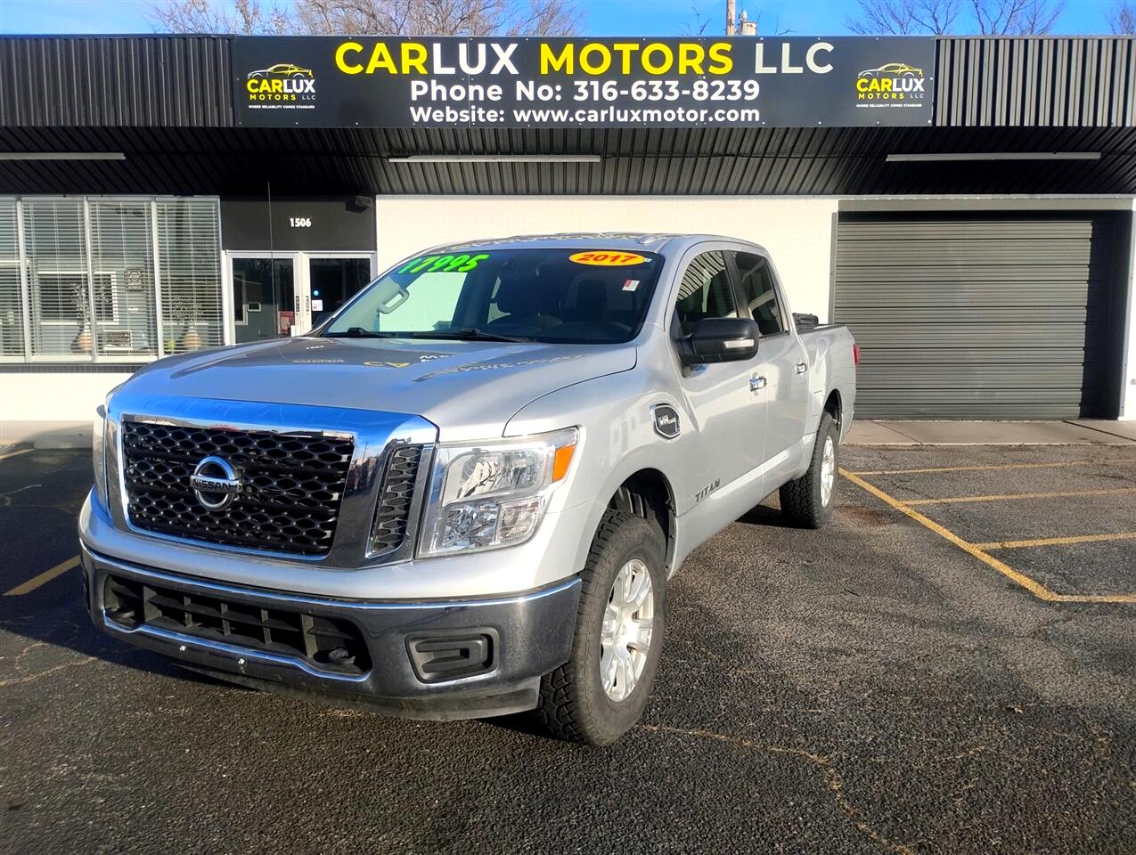 2017 Nissan Titan SV Crew Cab 4WD