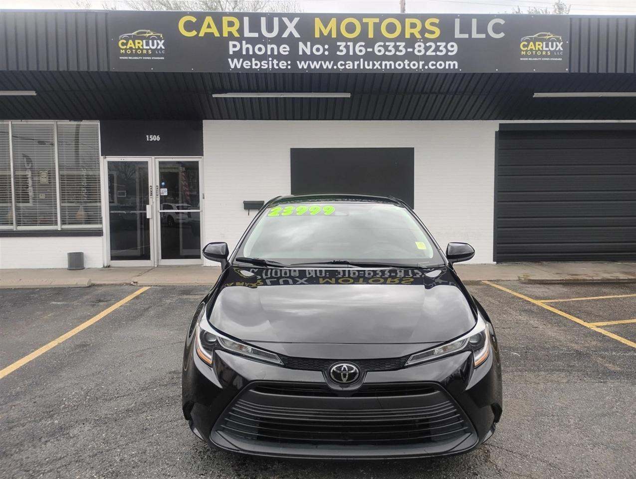 View vehicle photo 3