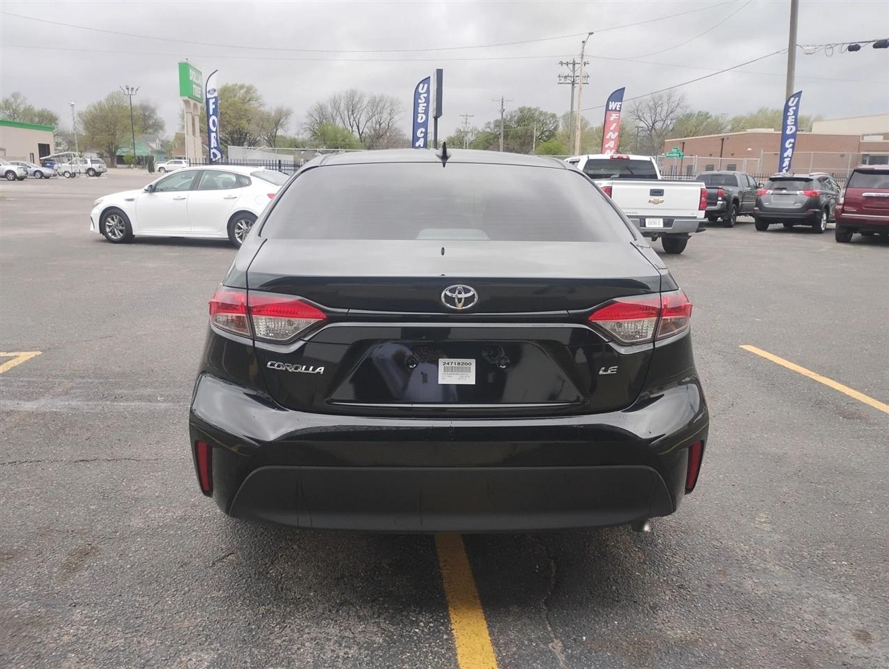 View vehicle photo 4