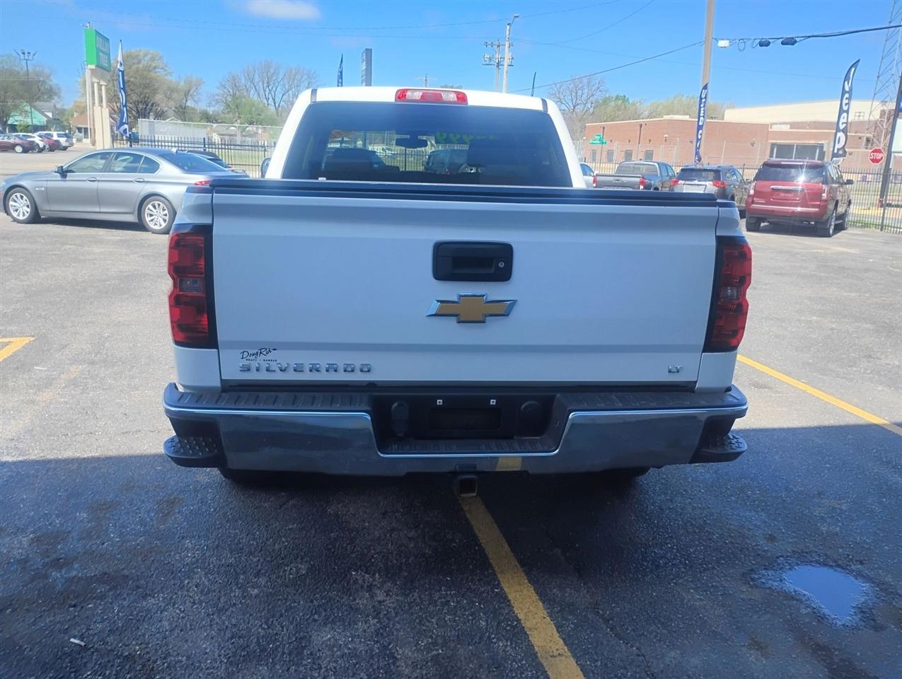 View vehicle photo 4