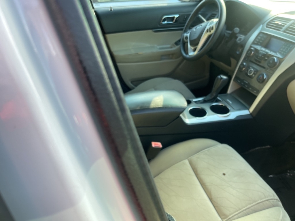 Ford Explorer Base FWD 2013 Ford Explorer Base FWD 2013