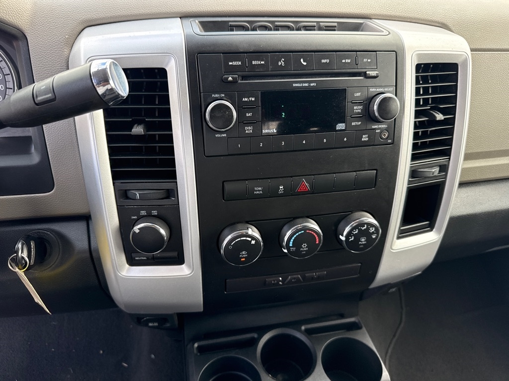 RAM 1500 SLT Quad Cab 4WD 2011