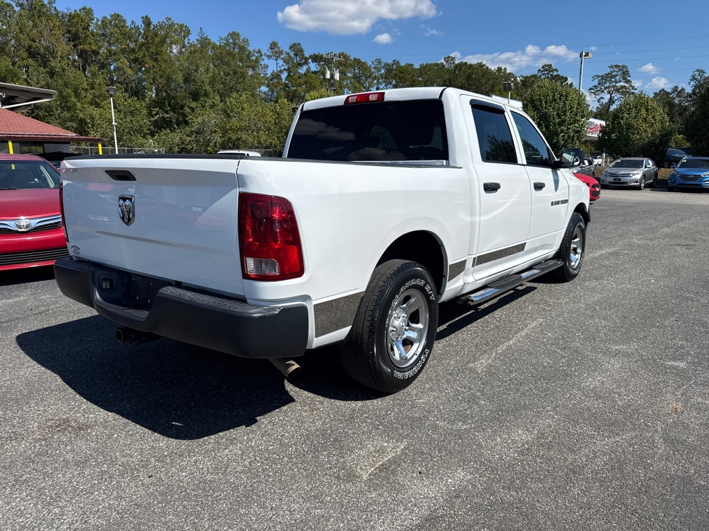 RAM 1500 Tradesman Crew Cab SWB 2WD 2017 RAM 1500 Tradesman Crew Cab SWB 2WD 2017