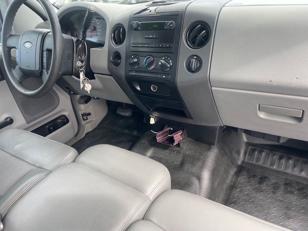 Ford F-150 Lariat SuperCab 2WD 2005 Ford F-150 Lariat SuperCab 2WD 2005